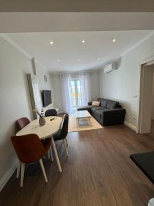 EE Apartment