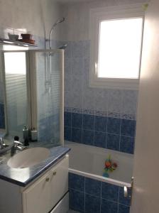Maisons de vacances Maison Jardin Proche Paris : photos des chambres