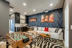 1 Mi to Dtwn Hot Tub Haven in Richmond! - Capitol View