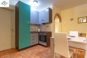 San Michele in Centro Storico a Lucca by TuscanyWeGo