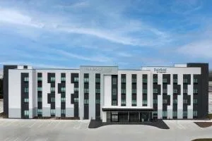 TownePlace Suites by Marriott Paris - 热萨尔弗斯普林斯