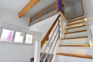 Ebène studio Centre ville Climatisation Terrasse Disneyland 4 personnes et 1 bébé