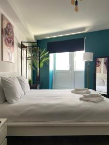 Serviced Apartments - Deluxe Double Studio