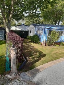 Campings Joli mobilhome : photos des chambres