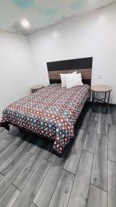vogue motel