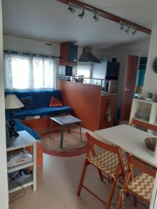 Campings Joli mobilhome : photos des chambres