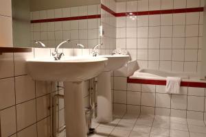 Hotels Chateau de Bournel : photos des chambres