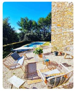 B&B / Chambres d'hotes La grange des amoureux piscine jacuzzi et massages : photos des chambres