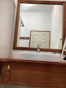 Vuelo del Águila 4 suites 6 bathrooms alberca