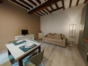 La Sosta-appartamento a pochi passi dalla stazione