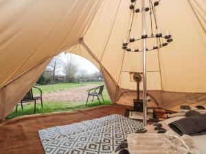 Bell tent 4