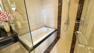 LK Crystal place pattaya