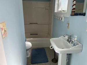 Ship Bottom Ocean Block Updated Raised Rear Cottage 3Rd House Off The Beach 11492