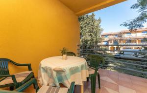 Cozy Apartment In Sveti Filip I Jakov 