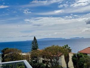 Welcome to Paradise Island