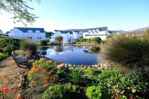 Ocean Whisper Villa near Westcliff coastal paths