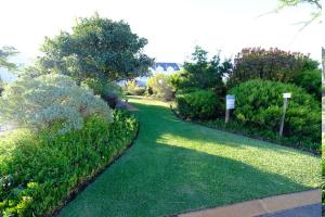 Ocean Whisper Villa near Westcliff coastal paths