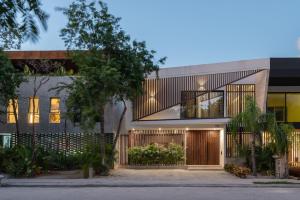 Villa Amalia 5 bdr w Private Pool in Aldea Zama