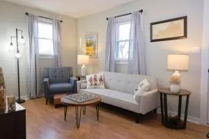 The Bluegrass Railway Inn - Midway