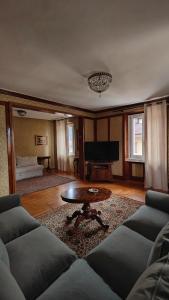 Domus Anicio - Spazioso Loft con Giardino