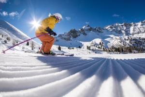 Chalets Chalet Les ecrins Guillestre Vars Risoul Queyras : photos des chambres