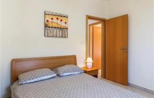 Gorgeous Apartment In Medulin With Wifi