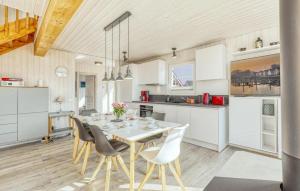 2 Bedroom Nice Home In Zerpenschleuse