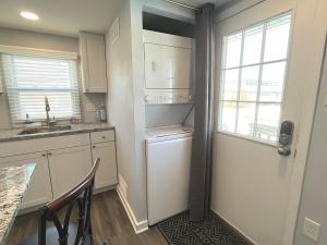 The Beacon Ocean City- 7 Bedrooms, Close to All!