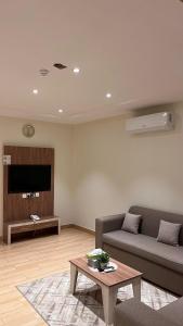 مبيت دينا للشقق المخدومة - خميس مشيط - Mbit dina - Khamis Mushait