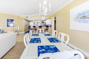 The Beach Club 1210C