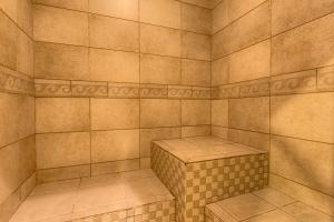 The Beach Club 1006C