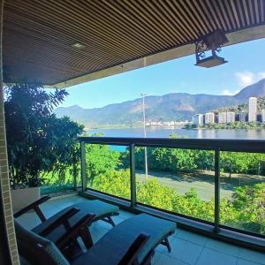 Apart-Hotel Vista Frontal em Ipanema