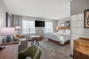 Queen Studio Suite room in Staybridge Suites Rocklin - Roseville Area an IHG Hotel