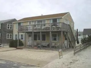 Beach Badges, Wi-Fi W-D, O-S Shower, - Peahala Park