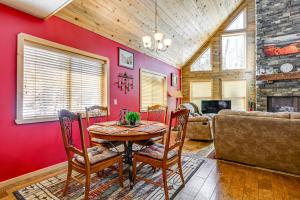< 1 Mi to Brian Head Resort: Spacious Cabin!