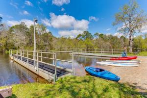 Stocked Fishing Pond On-Site Quiet Pensacola Home