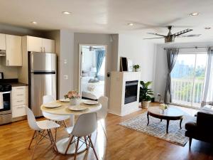 Bright & Quiet 1-Bed Condo with Balcony