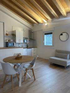 Apartamentos COVARRUBIAS 3 ESTUDIO