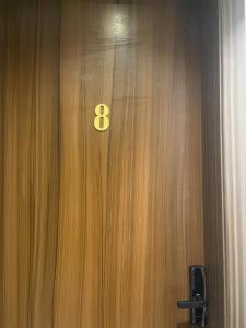 Quiet Apartment Warm Design