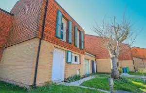 3 Bedroom Awesome Home In Gravelines - Oye-Plage