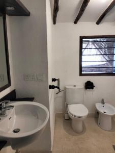 Malindi Beachfront Cottages - Garden Poolside cottage