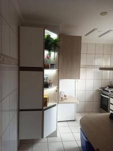 Apartamento com 1 dormitório e 1 vaga na garagem