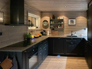 Traditional Cabin With Views Of Hardangervidda
