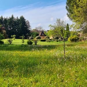 Les Granges Hautes, maisons de vacances, proches de Sarlat avec piscine, parc, : photos des chambres