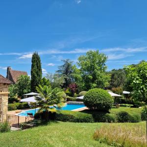 Les Granges Hautes, maisons de vacances, proches de Sarlat avec piscine, parc, : Maison 1 Chambre