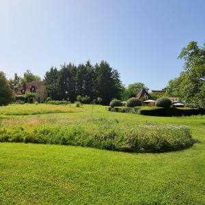 Les Granges Hautes, maisons de vacances, proches de Sarlat avec piscine, parc, : photos des chambres