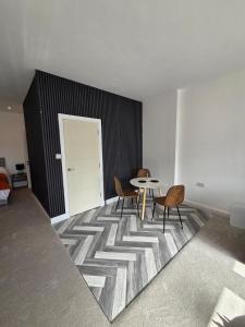 Spacious New Studio in Blackburn Town Centre