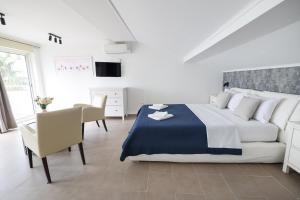 Apartments by the sea Petrcane, Zadar - 20544