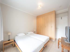 Apartment in Knokke-Heist with Sea Views