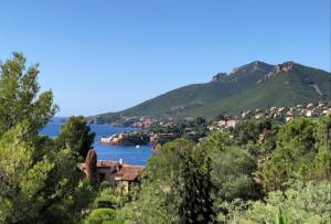 Panoramic Sea View Villa in private residence with pool
